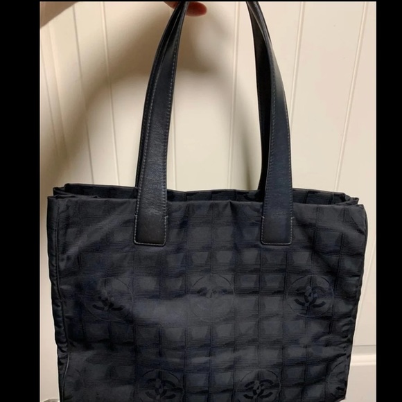 💚💚 CHANEL Travel Line Black Tote Shoulder Bag - Picture 14 of 16